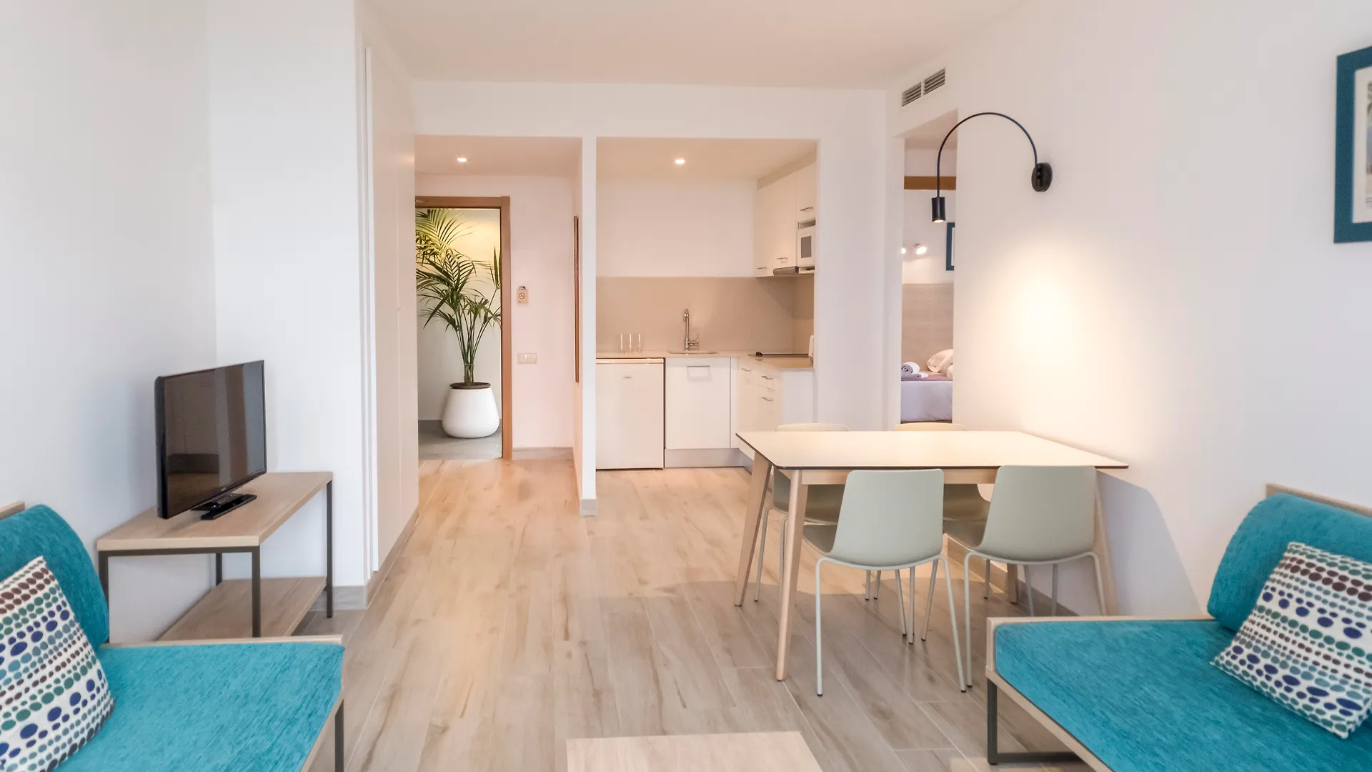 Aparthotel Cye Holiday Centre Salou 3*,  Spain